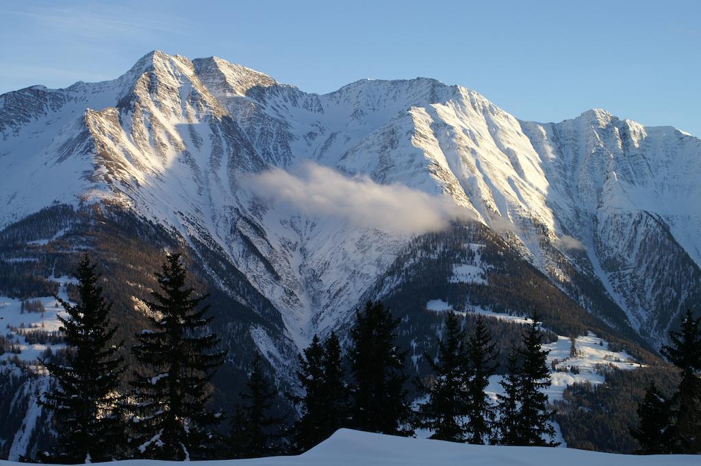 Swiss Chalet-Style Hotel Walliser Spycher Riederalp Exterior foto